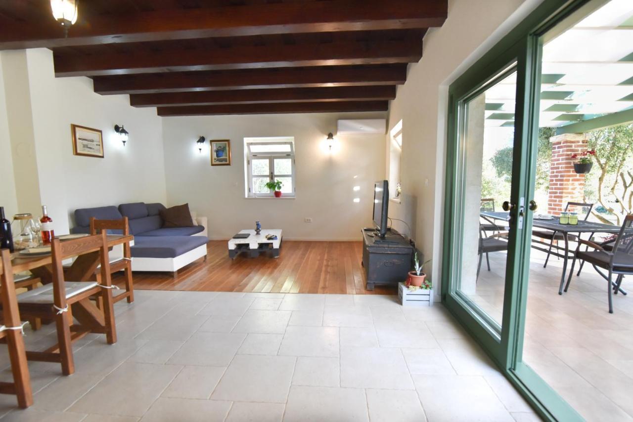 Vacation Home Mate Ceko Sukošan Exteriör bild